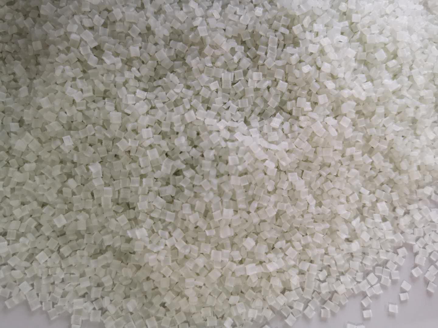 長玻纖維PA66加強增韌尼龍顆粒擠出工藝